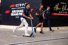 F1 Abu Dhabi Grand Prix - Paddock