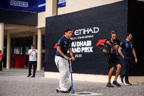 F1 Abu Dhabi Grand Prix - Paddock