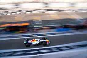 F1 Abu Dhabi Grand Prix - Practice Day