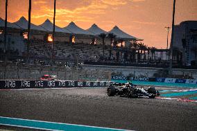 F1 Abu Dhabi Grand Prix - Practice Day
