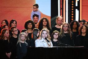 The Telethon show in Paris FA