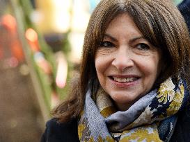 The New Season Of Tree Planting - Paris