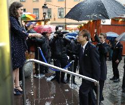 Nobel laureate Kitagawa in Stockholm