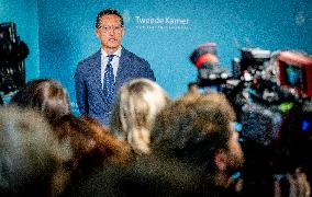 Informateur Sybrand Buma Continues To Speak With Party Leaders - The Hague