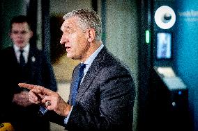 Informateur Sybrand Buma Continues To Speak With Party Leaders - The Hague