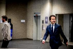 Informateur Sybrand Buma Continues To Speak With Party Leaders - The Hague