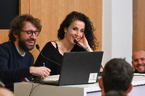 The illustrator Coco Signs Her New Book - Paris