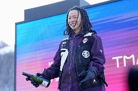 Snowboard: Hirano wins Snow League halfpipe