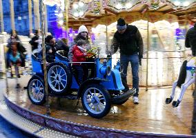 Christmas Market At Paris City Hall - Paris