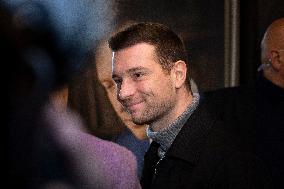 Jordan Bardella Book Signing - Escaudœuvres