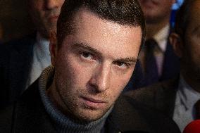 Jordan Bardella Book Signing - Escaudœuvres