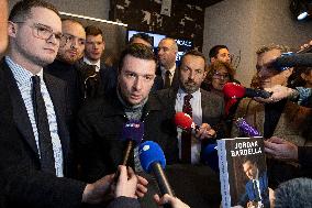 Jordan Bardella Book Signing - Escaudœuvres