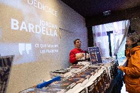 Jordan Bardella Book Signing - Escaudœuvres