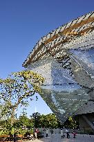 FRANCE, PARIS (75) BOIS DE BOULOGNE, LOUIS VUITTON FOUNDATION, BY THE ARCHITECT FRANK GEHRY