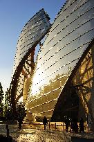 FRANCE, PARIS (75) BOIS DE BOULOGNE, LOUIS VUITTON FOUNDATION, BY THE ARCHITECT FRANK GEHRY