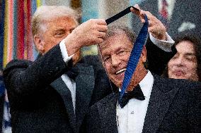 President Donald Trump Awards 2025 Kennedy Center Honorees With Medallions