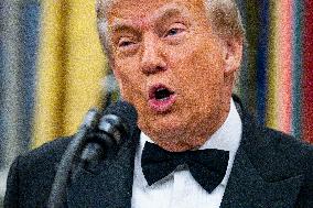 President Donald Trump Awards 2025 Kennedy Center Honorees With Medallions