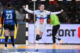 IHF Women's Handball World Championship - Argentina v France