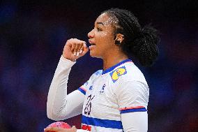 IHF Women's Handball World Championship - Argentina v France