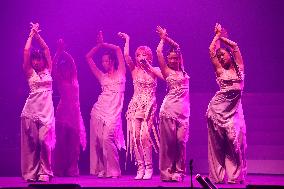 Female Singer Pei Yu Hung Concert in Taipei