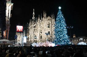 Christmas Tree Lighting Ceremony - Milan