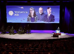 Nobel laureate Sakaguchi in Stockholm