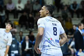 VOLLEY - Superlega Serie A - Cisterna Volley vs Gas Sales Bluenergy Piacenza 1-3 (25-21, 23-25,22-25,18-25)