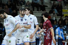 VOLLEY - Superlega Serie A - Cisterna Volley vs Gas Sales Bluenergy Piacenza 1-3 (25-21, 23-25,22-25,18-25)