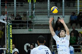 VOLLEY - Superlega Serie A - Cisterna Volley vs Gas Sales Bluenergy Piacenza 1-3 (25-21, 23-25,22-25,18-25)