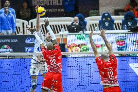 VOLLEY - Superlega Serie A - Cisterna Volley vs Gas Sales Bluenergy Piacenza 1-3 (25-21, 23-25,22-25,18-25)