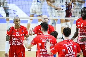 VOLLEY - Superlega Serie A - Cisterna Volley vs Gas Sales Bluenergy Piacenza 1-3 (25-21, 23-25,22-25,18-25)
