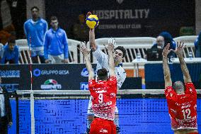 VOLLEY - Superlega Serie A - Cisterna Volley vs Gas Sales Bluenergy Piacenza 1-3 (25-21, 23-25,22-25,18-25)