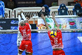 VOLLEY - Superlega Serie A - Cisterna Volley vs Gas Sales Bluenergy Piacenza 1-3 (25-21, 23-25,22-25,18-25)
