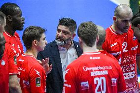 VOLLEY - Superlega Serie A - Cisterna Volley vs Gas Sales Bluenergy Piacenza 1-3 (25-21, 23-25,22-25,18-25)