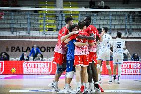 VOLLEY - Superlega Serie A - Cisterna Volley vs Gas Sales Bluenergy Piacenza 1-3 (25-21, 23-25,22-25,18-25)