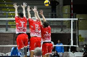 VOLLEY - Superlega Serie A - Cisterna Volley vs Gas Sales Bluenergy Piacenza 1-3 (25-21, 23-25,22-25,18-25)