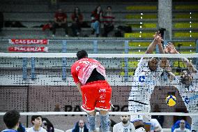 VOLLEY - Superlega Serie A - Cisterna Volley vs Gas Sales Bluenergy Piacenza 1-3 (25-21, 23-25,22-25,18-25)