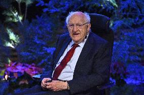 NOBEL LECTURE PHYSICS