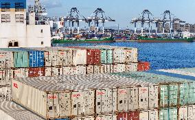 Goods Trade Import And Export