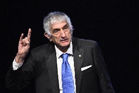 NOBEL LECTURE PHYSICS