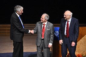 NOBEL LECTURE PHYSICS