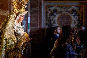 Santa Maria de la Esperanza Macarena Returns to Worship - Seville