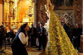 Santa Maria de la Esperanza Macarena Returns to Worship - Seville