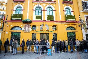 Santa Maria de la Esperanza Macarena Returns to Worship - Seville