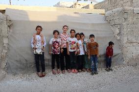 Displaced Families Return To Ruins - Syria