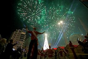 Beirut Lights Its Christmas Tree, The First Since 2018 - Lebanon