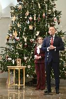 Bethlehem Light of Peace at The Presidential Palace - Warsaw