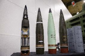 Illustrations of the military defence system supplier KNDS - Versailles AJ