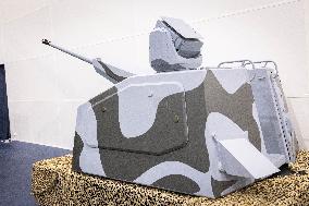 Illustrations of the military defence system supplier KNDS - Versailles AJ