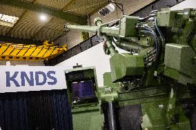 Illustrations of the military defence system supplier KNDS - Versailles AJ